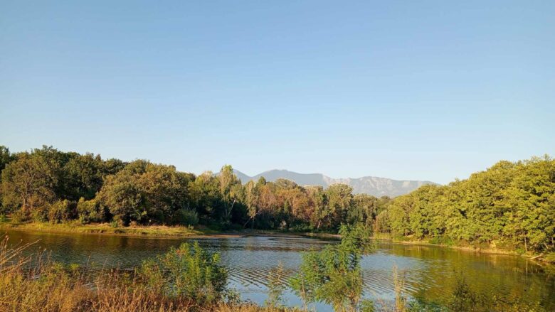 Moti në Shqipëri, temperaturat deri në 23 gradë  