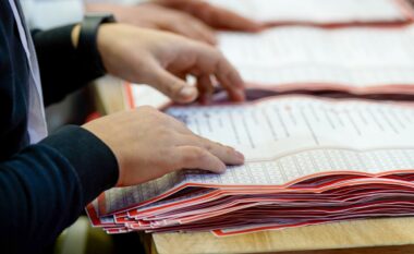 Numërohen mbi 77% të votave të ardhura me postë, KQZ publikon rezultatet