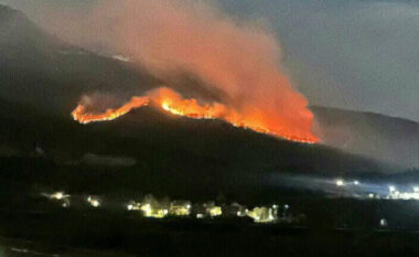 Zjarr i madh përfshin malet e Deçanit, kërkohet ndërhyrje urgjente nga autoritetet qëndrore