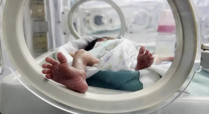 Fëmija i fundit në Gaza që vdiq nga uria peshonte më pak se kur lindi